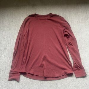 Gap Men's Burgundy T-shirt